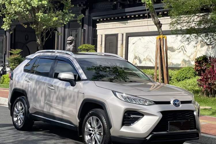 Used Toyota Wildlander 2022 Dual-Engine 2.5L E-CVT Two-Wheel Drive Luxury Edition Exterior 2