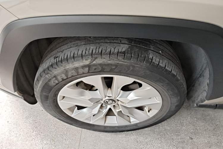 Used Toyota Wildlander 2022 2.0L CVT Two-Wheel Drive Leading Edition Exterior 4