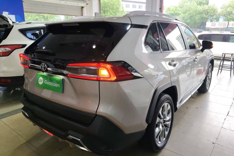 Used Toyota Wildlander 2022 2.0L CVT Two-Wheel Drive Luxury PLUS Edition Exterior 5