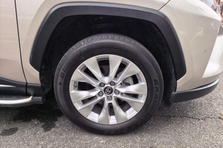Used Toyota Wildlander 2022 Updated Version 2.0L CVT Two-Wheel Drive Leading Edition Exterior 6