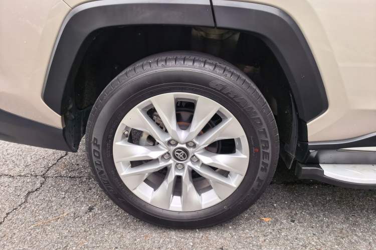 Used Toyota Wildlander 2022 Updated Version 2.0L CVT Two-Wheel Drive Leading Edition Exterior 7