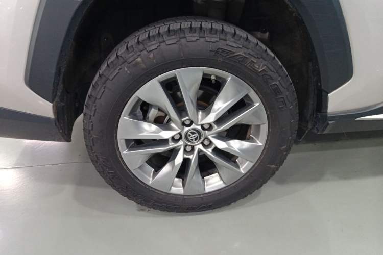 Used Toyota Wildlander 2022 Dual-Motor 2.5L E-CVT 4x4 Luxury PLUS Edition Exterior 8