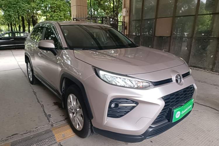 Used Toyota Wildlander 2022 Updated Version 2.0L CVT Two-Wheel Drive Leading Edition Front Right 45 Deg