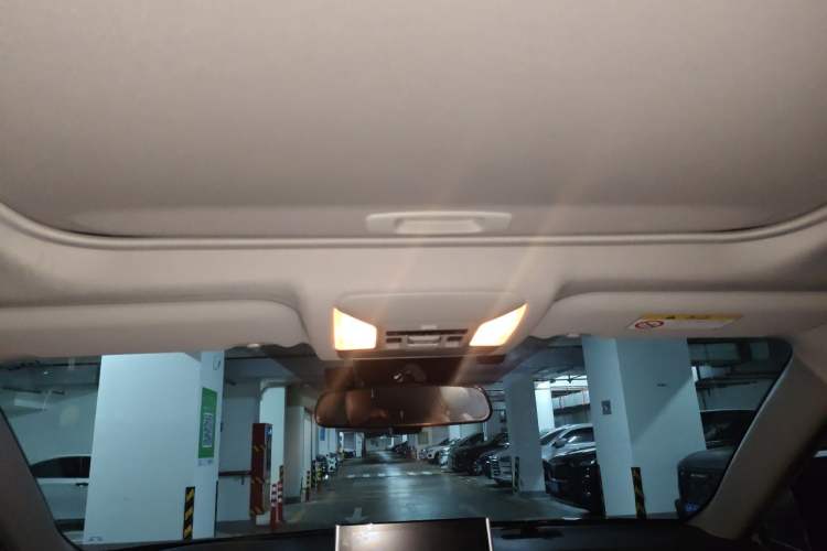 Used Toyota Wildlander 2022 2.0L CVT Two-Wheel Drive Luxury PLUS Edition Headliner