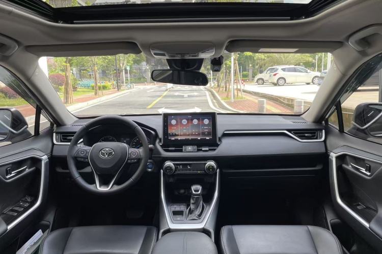 Used Toyota Wildlander 2022 Dual-Engine 2.5L E-CVT Two-Wheel Drive Luxury Edition Interior 1