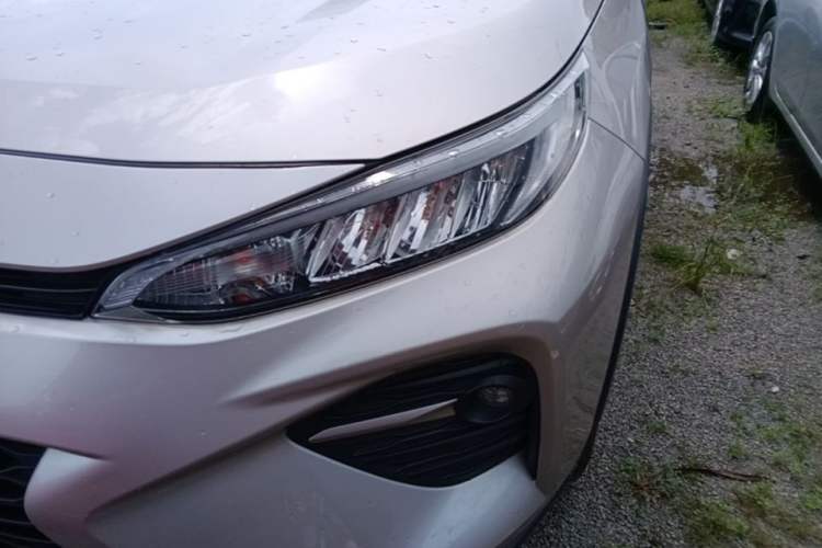 Used Toyota Wildlander 2022 Updated Version 2.0L CVT Two-Wheel Drive Leading Edition Left Front Headlight