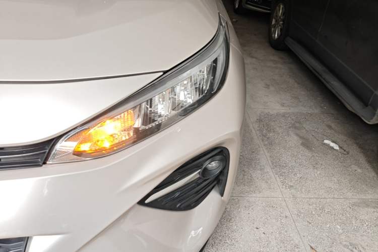 Used Toyota Wildlander 2022 2.0L CVT Two-Wheel Drive Leading Edition Left Front Headlight