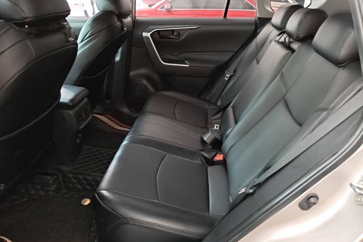 Used Toyota Wildlander 2022 2.0L CVT Two-Wheel Drive Leading Edition Left Rear Seat