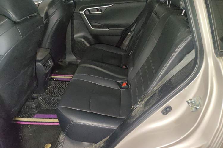 Used Toyota Wildlander 2022 2.0L CVT Two-Wheel Drive Luxury PLUS Edition Left Rear Seat