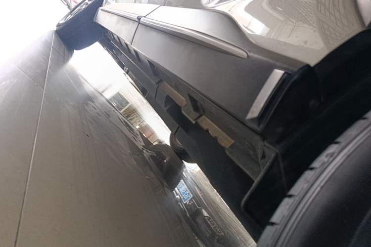 Used Toyota Wildlander 2022 2.0L CVT Two-Wheel Drive Luxury PLUS Edition Left Side Sill