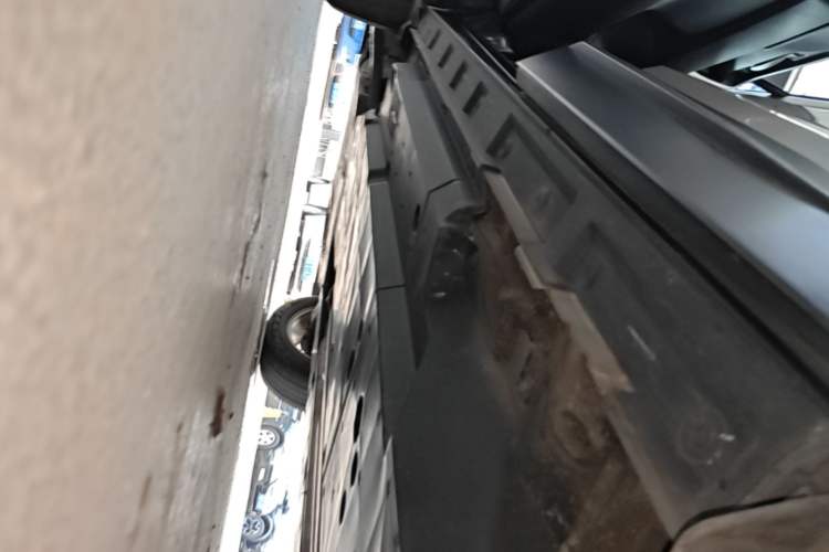 Used Toyota Wildlander 2022 2.0L CVT Two-Wheel Drive Leading Edition Left Side Sill