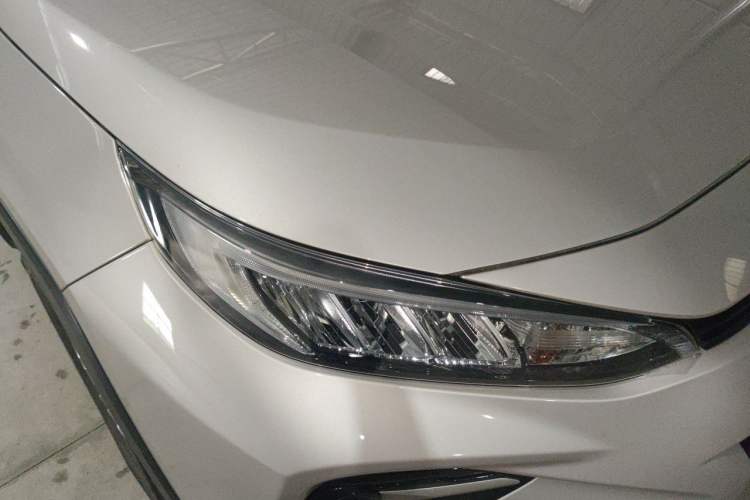 Used Toyota Wildlander 2022 2.0L CVT Two-Wheel Drive Luxury PLUS Edition Right Front Headlight