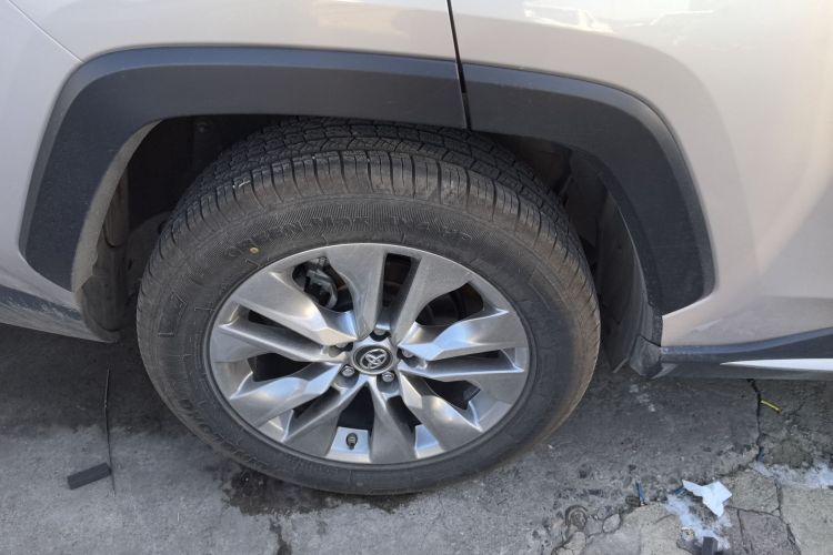 Used Toyota Wildlander 2022 2.0L CVT Two-Wheel Drive Luxury PLUS Edition Right Rear Wheel Hub