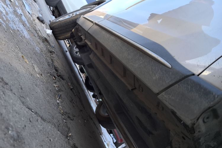 Used Toyota Wildlander 2022 2.0L CVT Two-Wheel Drive Luxury PLUS Edition Right Side Sill