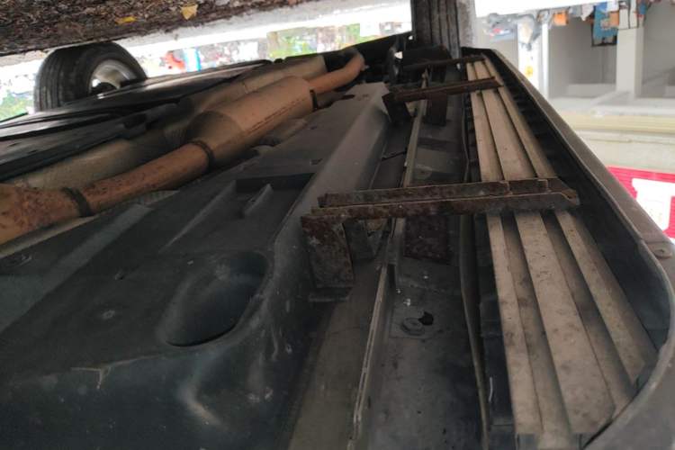 Used Toyota Wildlander 2022 Dual-Engine 2.5L E-CVT Two-Wheel Drive Urban Edition Right Side Sill