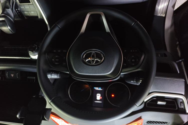 Used Toyota Wildlander 2022 Dual-Engine 2.5L E-CVT Two-Wheel Drive Luxury Edition Steering Wheel
