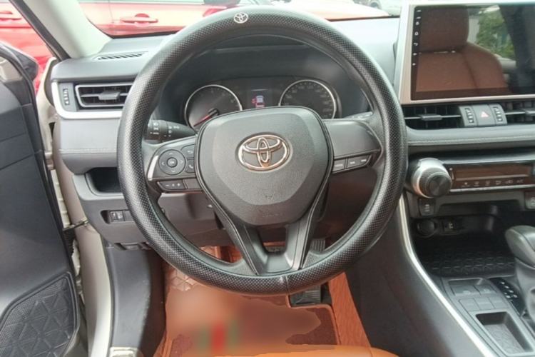 Used Toyota Wildlander 2022 Updated Version 2.0L CVT Two-Wheel Drive Leading Edition Steering Wheel