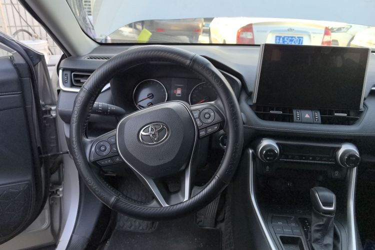 Used Toyota Wildlander 2022 2.0L CVT Two-Wheel Drive Luxury PLUS Edition Steering Wheel