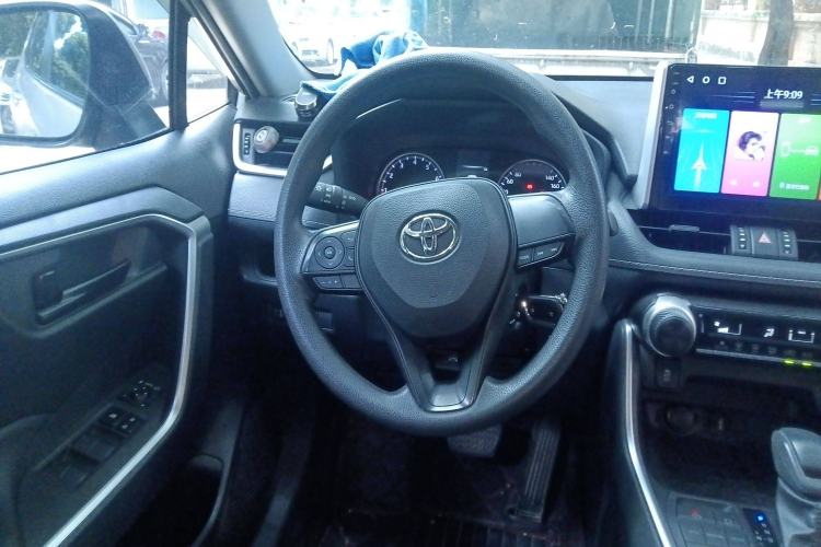 Used Toyota Wildlander 2022 Updated Version 2.0L CVT Two-Wheel Drive Leading Edition Steering Wheel