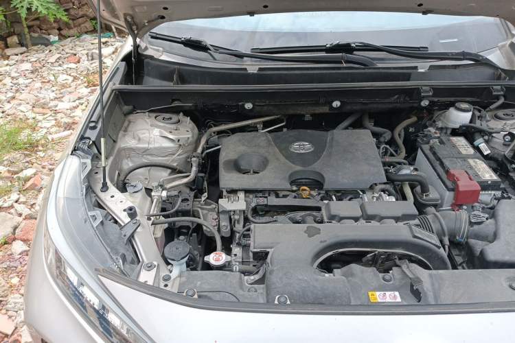 Used Toyota Wildlander 2022 2.0L CVT Two-Wheel Drive Luxury Edition Engine Bay Right