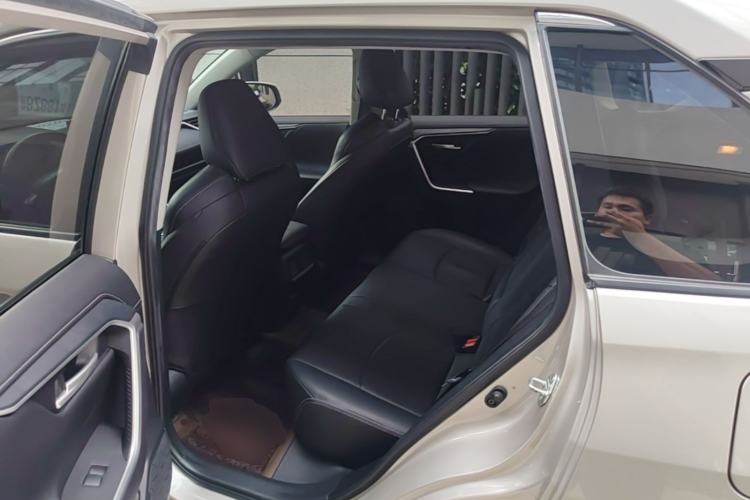 Used Toyota Wildlander 2022 2.0L CVT Two-Wheel Drive Luxury PLUS Edition Left Rear Seat