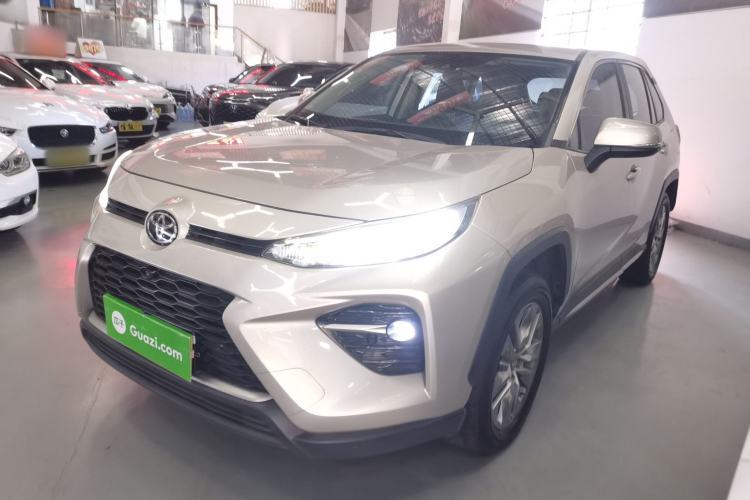 Gebrauchter Toyota Wildlander 2022 2.0L CVT Two-Wheel Drive Luxury PLUS Edition Guazi used car, China used car export, Used car for sale, Used  cars, Cheapest cars for sale