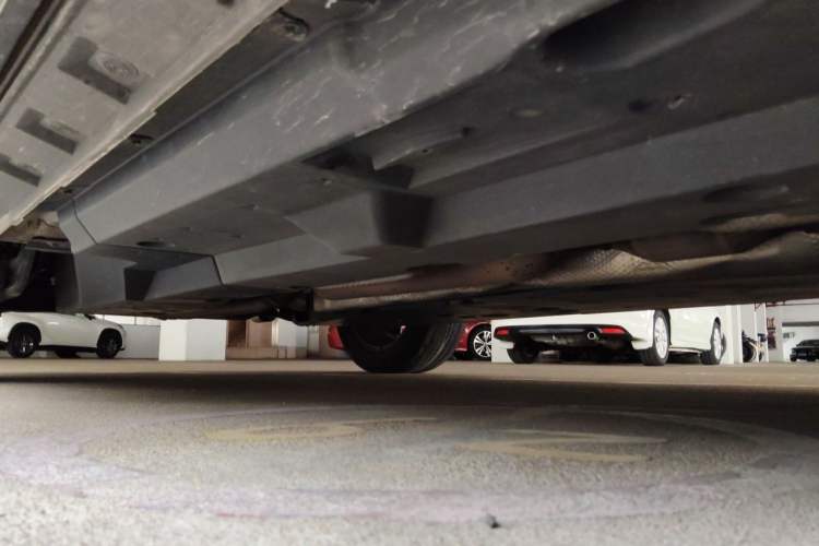 Used Toyota Wildlander 2022 2.0L CVT Two-Wheel Drive Luxury PLUS Edition Chassis Front Right