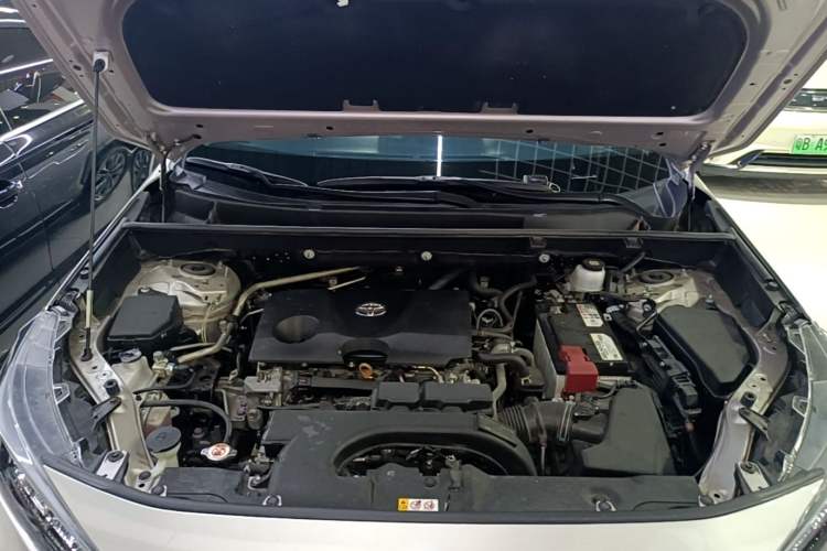Used Toyota Wildlander 2022 2.0L CVT Two-Wheel Drive Luxury PLUS Edition Engine Bay
