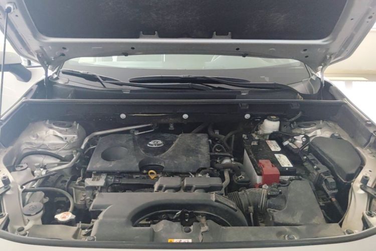 Used Toyota Wildlander 2022 2.0L CVT Four-Wheel Drive Luxury Edition Engine Bay