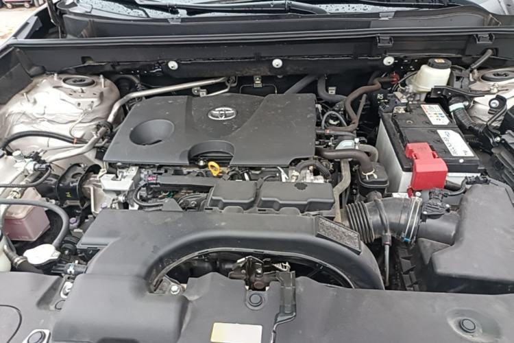Used Toyota Wildlander 2022 2.0L CVT Two-Wheel Drive Luxury Edition Engine Bay
