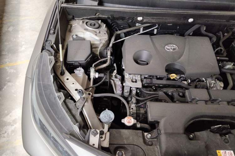 Used Toyota Wildlander 2022 2.0L CVT Two-Wheel Drive Luxury PLUS Edition Engine Bay Right