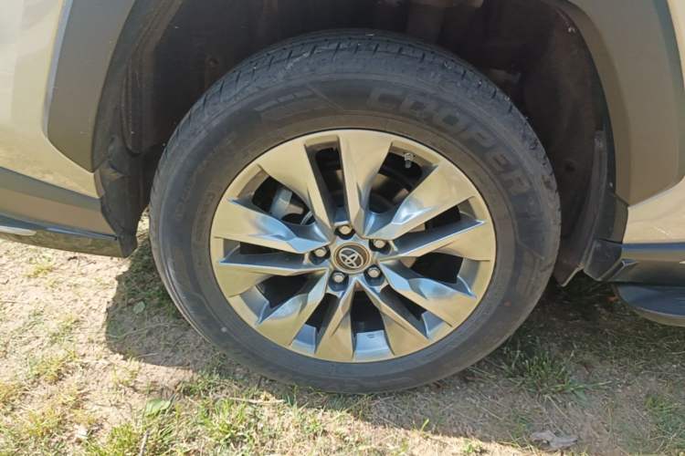 Used Toyota Wildlander 2022 Dual-Engine 2.5L E-CVT Two-Wheel Drive Luxury PLUS Edition Exterior 2