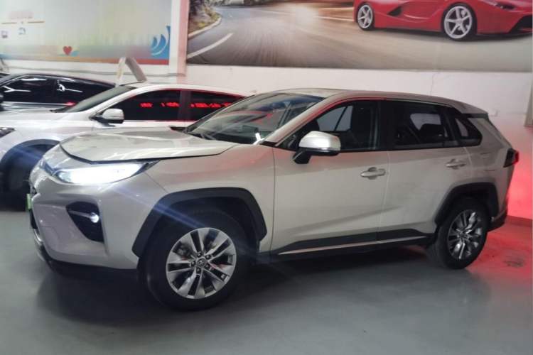 Used Toyota Wildlander 2022 2.0L CVT Two-Wheel Drive Luxury PLUS Edition Exterior 3