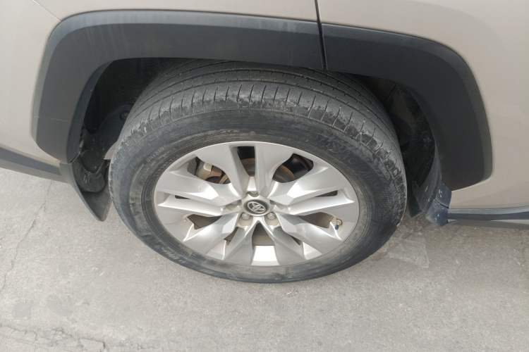 Used Toyota Wildlander 2022 2.0L CVT Two-Wheel Drive Leading Edition Exterior 5
