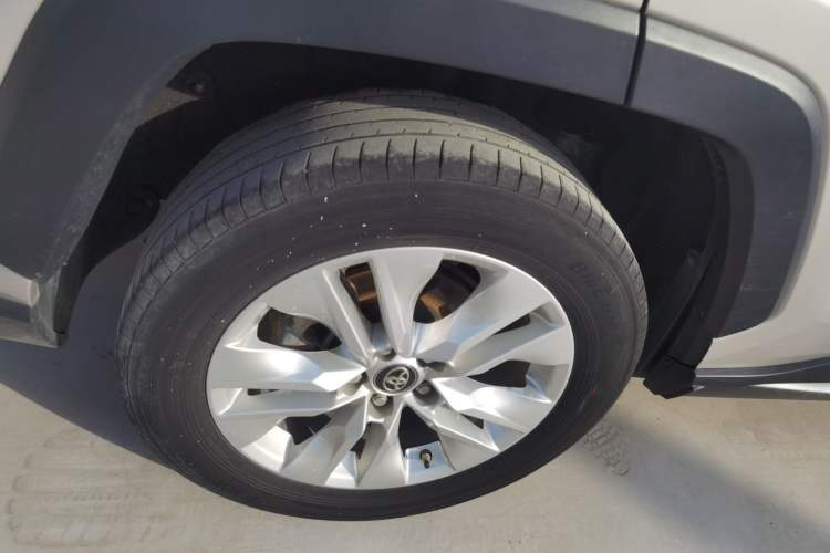 Used Toyota Wildlander 2022 Facelifted Dual-Motor 2.5L E-CVT Two-Wheel Drive Leading Edition Exterior 8