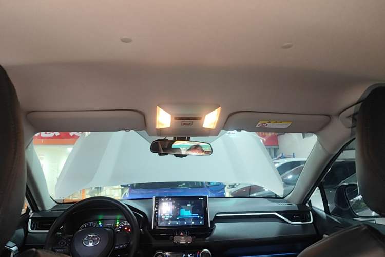 Used Toyota Wildlander 2022 Updated Version 2.0L CVT Two-Wheel Drive Leading Edition Headliner