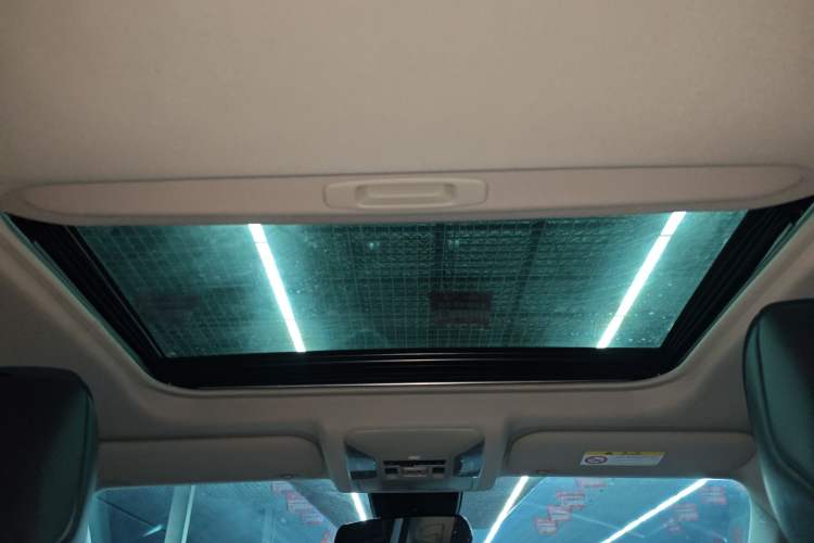 Used Toyota Wildlander 2022 2.0L CVT Two-Wheel Drive Luxury Edition Headliner
