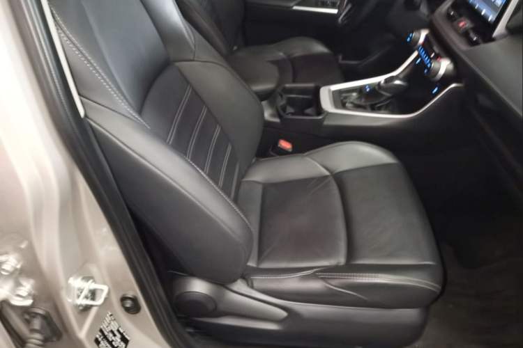 Used Toyota Wildlander 2022 2.0L CVT Two-Wheel Drive Luxury PLUS Edition Interior 9