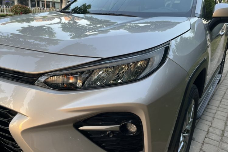 Used Toyota Wildlander 2022 Dual-Engine 2.5L E-CVT Two-Wheel Drive Luxury PLUS Edition Left Front Headlight