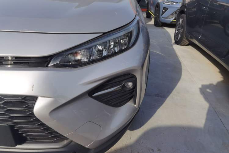 Used Toyota Wildlander 2022 Facelifted Dual-Motor 2.5L E-CVT Two-Wheel Drive Leading Edition Left Front Headlight