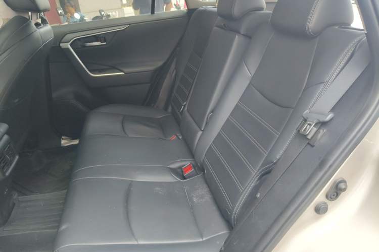 Used Toyota Wildlander 2022 2.0L CVT 4x4 Luxury PLUS Edition Left Rear Seat