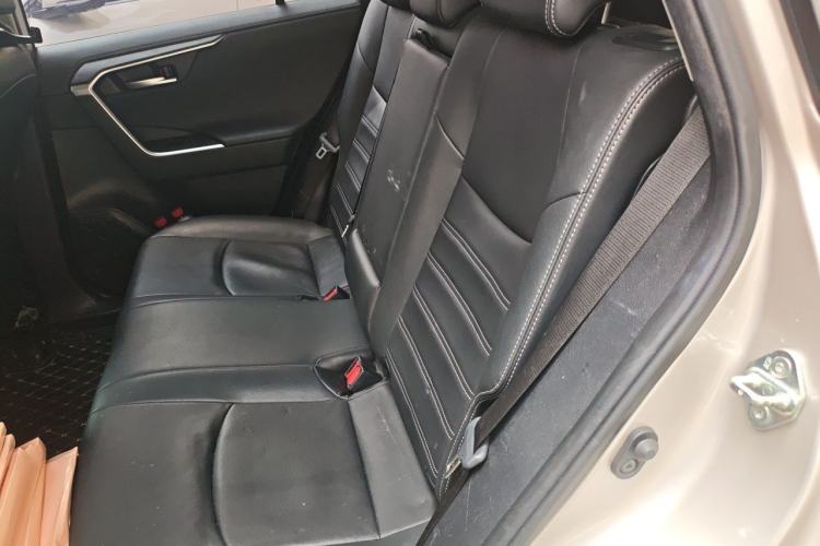 Used Toyota Wildlander 2022 2.0L CVT 4x4 Luxury PLUS Edition Left Rear Seat