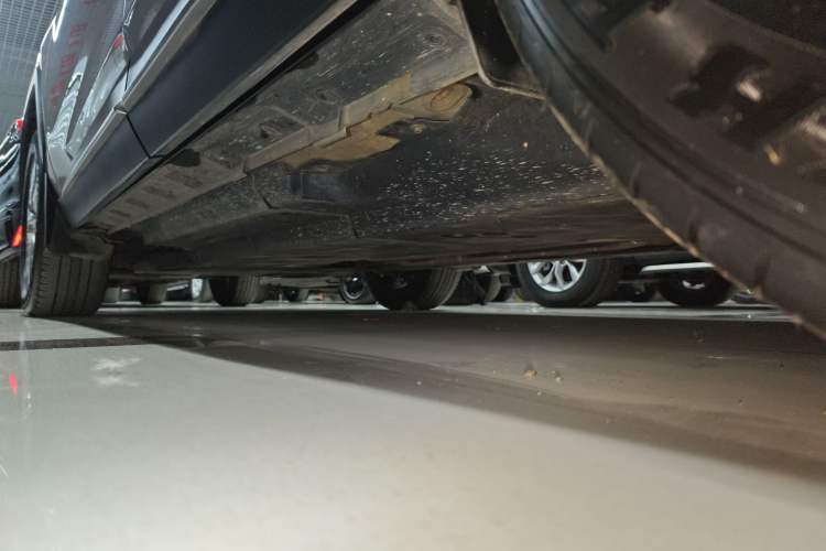 Used Toyota Wildlander 2022 2.0L CVT Two-Wheel Drive Luxury Edition Left Side Sill