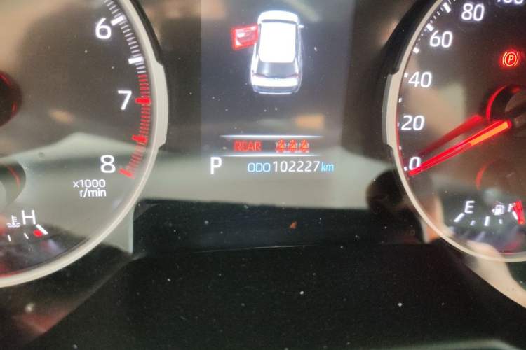 Used Toyota Wildlander 2022 2.0L CVT Two-Wheel Drive Luxury PLUS Edition Odometer Close Up