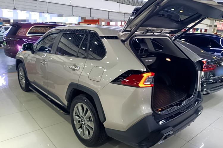 Used Toyota Wildlander 2022 2.0L CVT Two-Wheel Drive Luxury PLUS Edition Rear Left 45 Deg