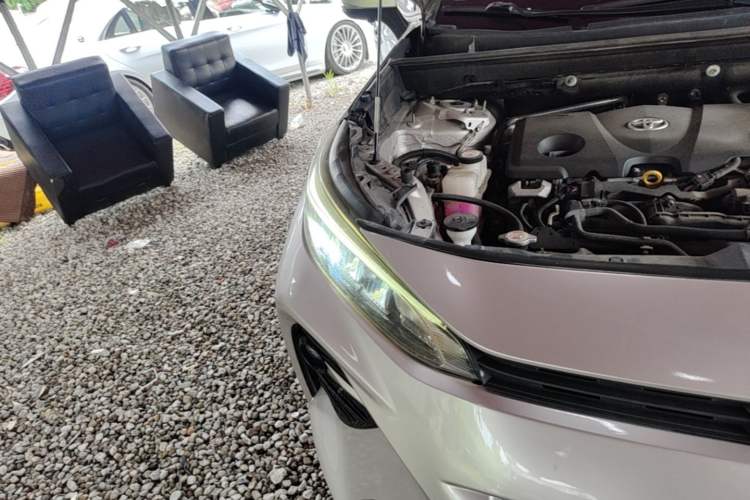 Used Toyota Wildlander 2022 Dual-Engine 2.5L E-CVT Two-Wheel Drive Luxury Edition Right Front Headlight