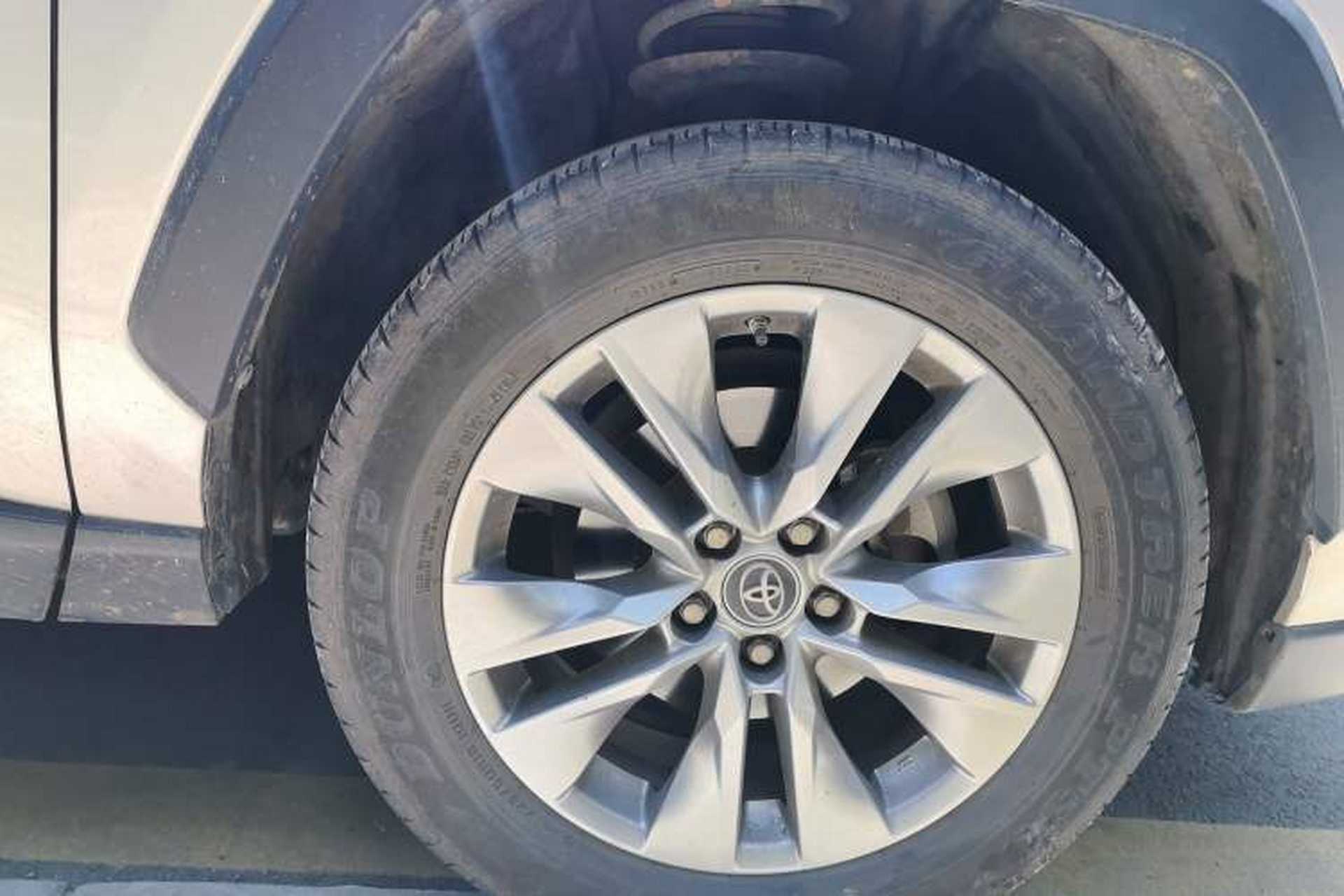 Used Toyota Wildlander 2022 2.0L CVT Two-Wheel Drive Luxury PLUS Edition Right Front Wheel Hub