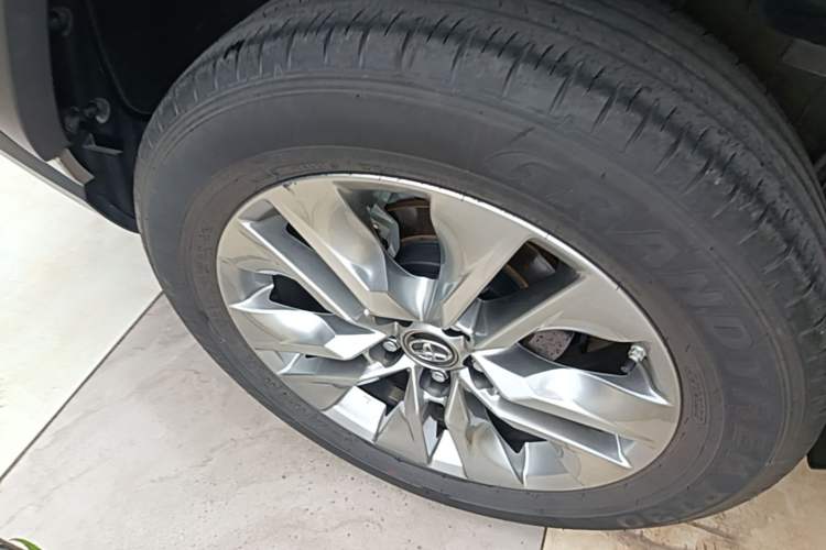 Used Toyota Wildlander 2022 2.0L CVT Two-Wheel Drive Luxury Edition Right Rear Wheel Hub