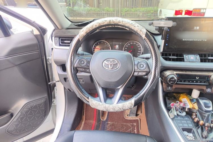 Used Toyota Wildlander 2022 2.0L CVT 4x4 Luxury PLUS Edition Steering Wheel