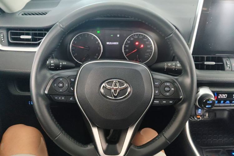 Used Toyota Wildlander 2022 2.0L CVT Four-Wheel Drive Luxury Edition Steering Wheel